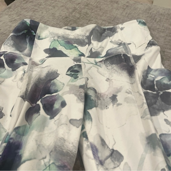 Athleta Floral Mudra 7/8 Leggings Women’s size SIZE Small White Mesh Panel - Picture 3 of 8